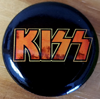 Kiss- Fire Logo pin (pinx519)