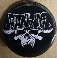 Danzig- Skull pin (pin-C353)