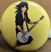 Joan Jett- Guitar pin (pin-C492)