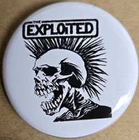 Exploited- Skull pin (pin-C405)