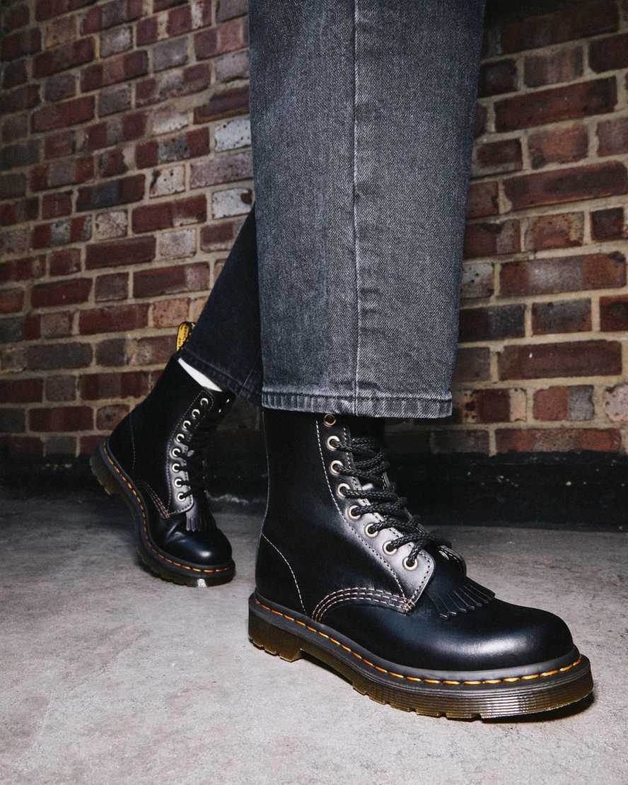 Ter ere van Zonnebrand Paragraaf Womens 8 Eye Abruzzo Leather Pacsal Boot by Dr. Martens (Sale price!)